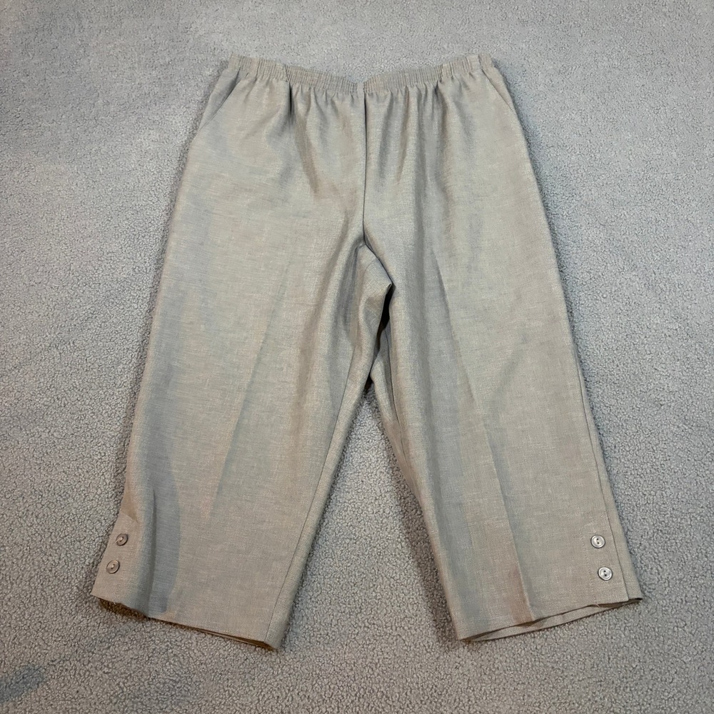 Alfred Dunner Pants Womens 16 Gray Capris Pull On Button Hem Textured Polyester